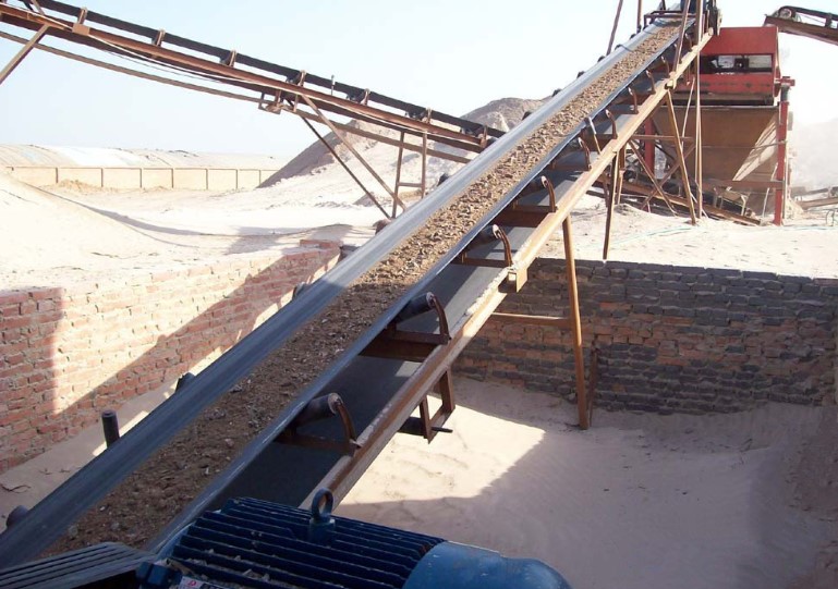 “變頻器在現(xiàn)代煤礦生產(chǎn)中都有哪些用處？”