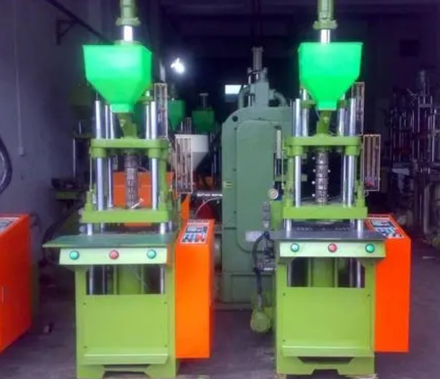 “變頻技術(shù)是如何應(yīng)用在中國(guó)塑料制品行業(yè)的節(jié)能改造中的？”